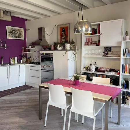 Purple Nest Apartamento Sale Marasino